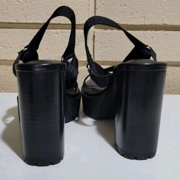 NWOTs Charles by Charles David Vast Chunky Platform Sandals - Black Webbing, 7M - Picture 4 of 16